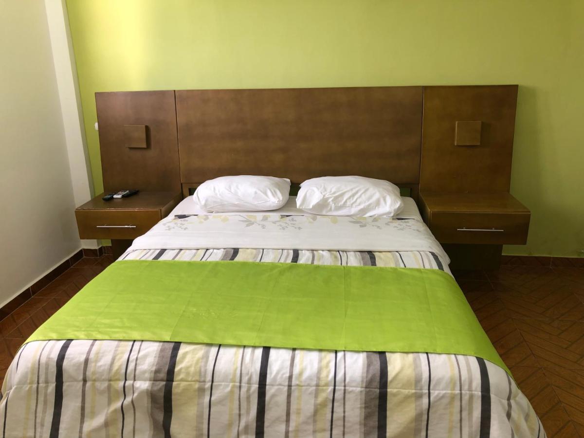 Figaro Hotel Samana ภายนอก รูปภาพ